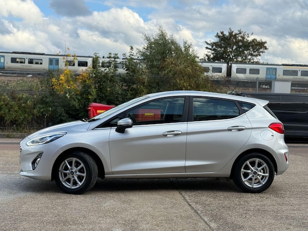 Used Ford Fiesta 2018 for sale - 76094875: Photo 18