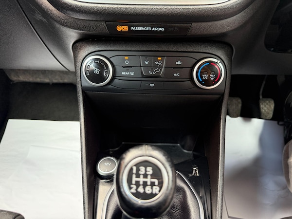 Used Ford Fiesta 2018 for sale - 76094875: Photo 30
