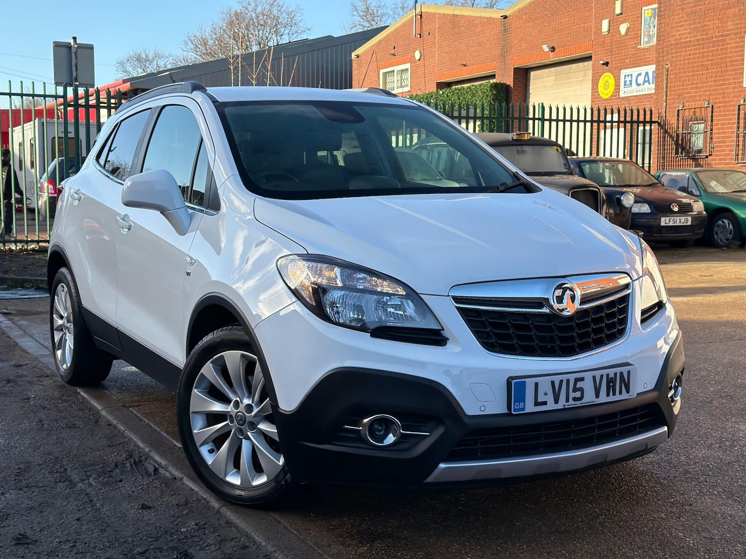 Used Vauxhall Mokka 2015 for sale - 77016303: Photo 3