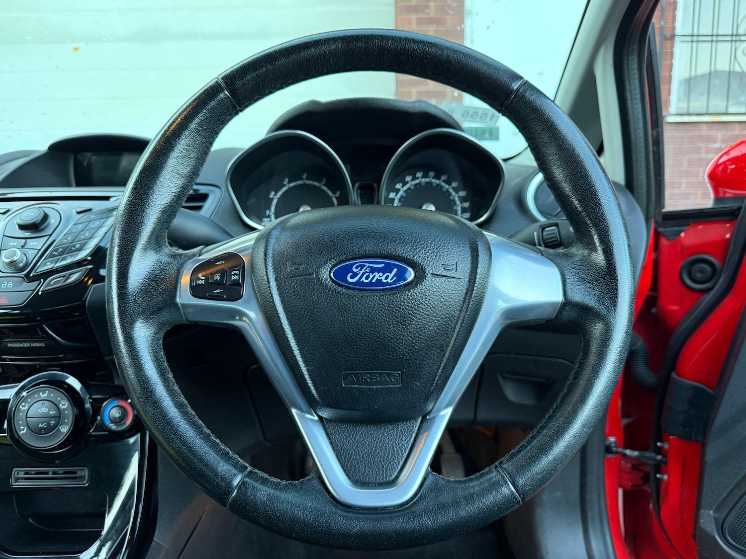 Used Ford Fiesta 2014 for sale - 76989484: Photo 24