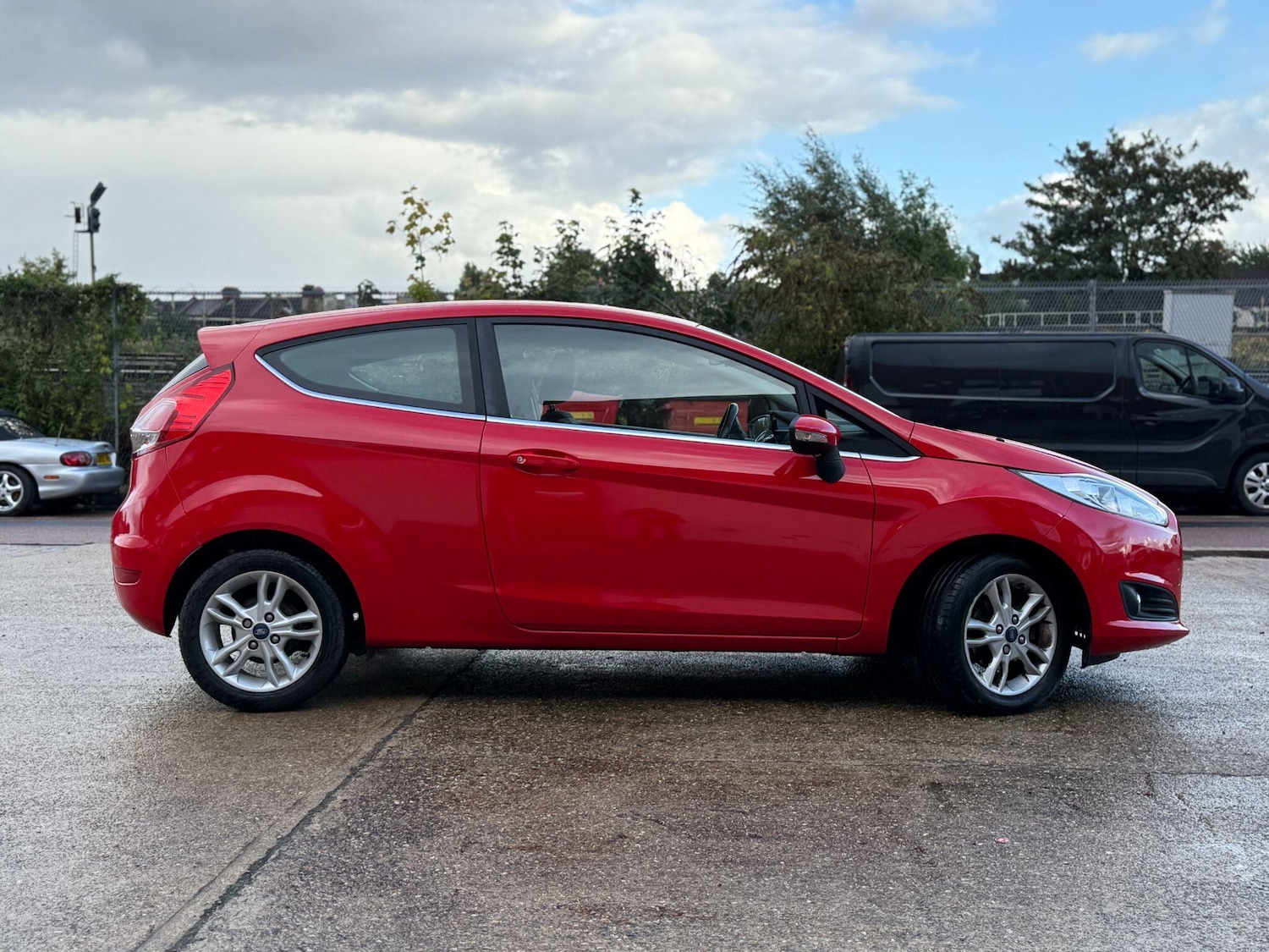 Used Ford Fiesta 2014 for sale - 76989484: Photo 6