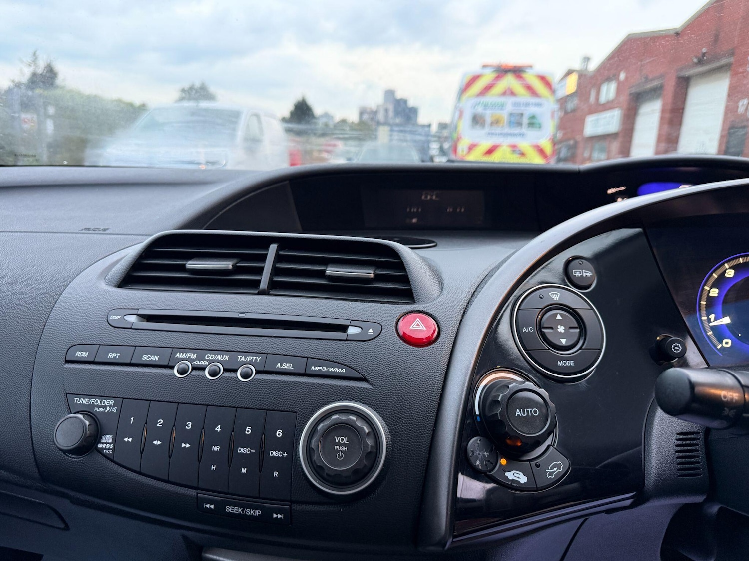 Used Honda Civic for sale - 76995677: Photo 28