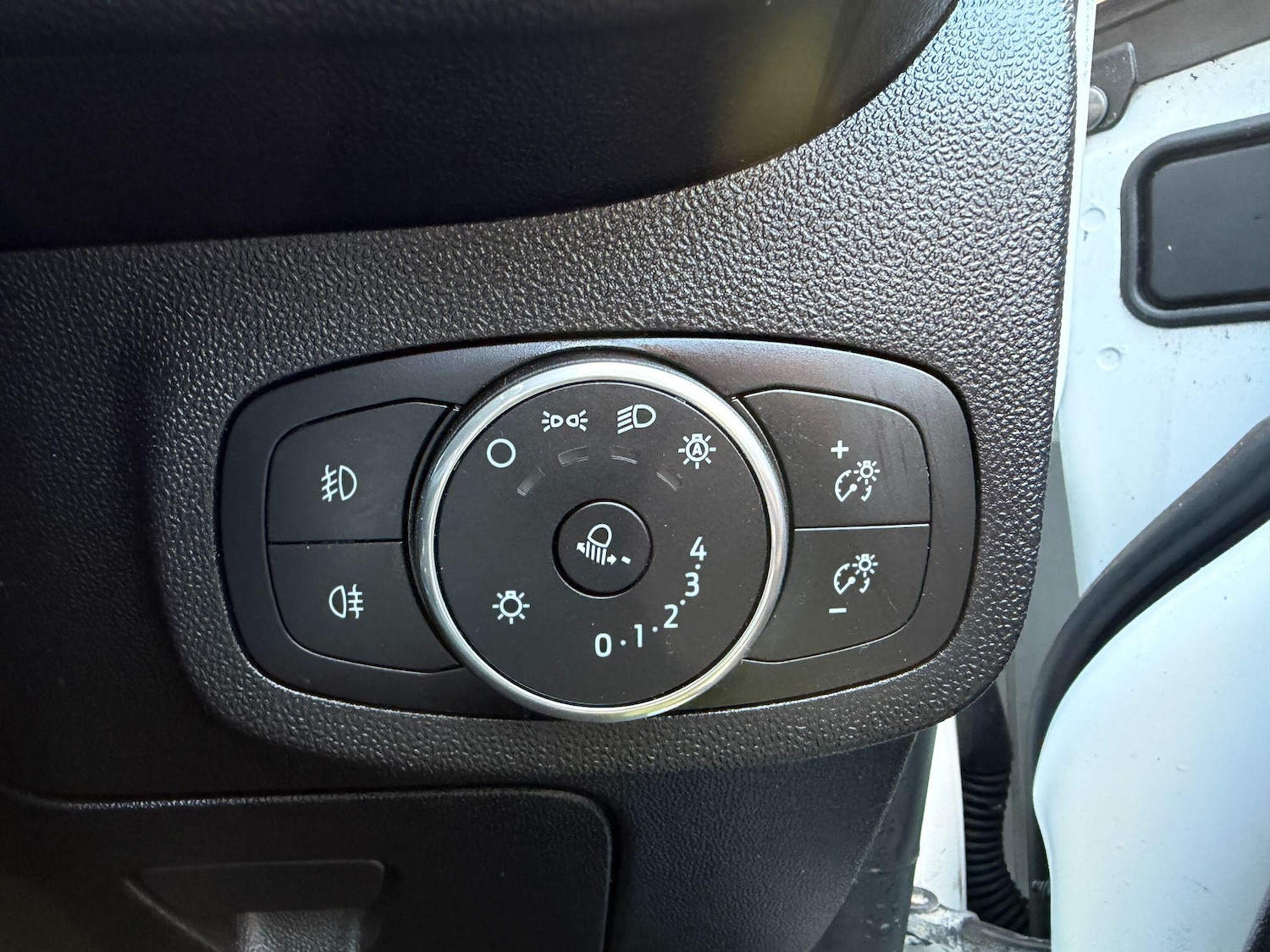 Used Ford Fiesta 2018 for sale - 78034228: Photo 21