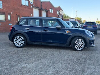Used MINI Hatch 2018 for sale - 78383994: Photo