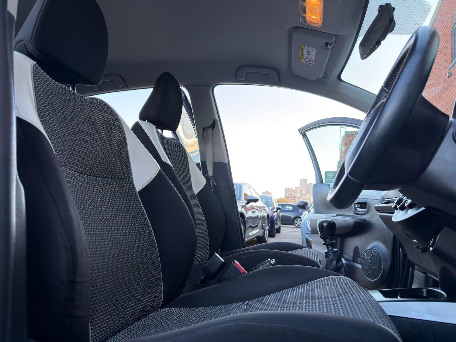 Used Toyota Yaris for sale - 77658565: Photo 15