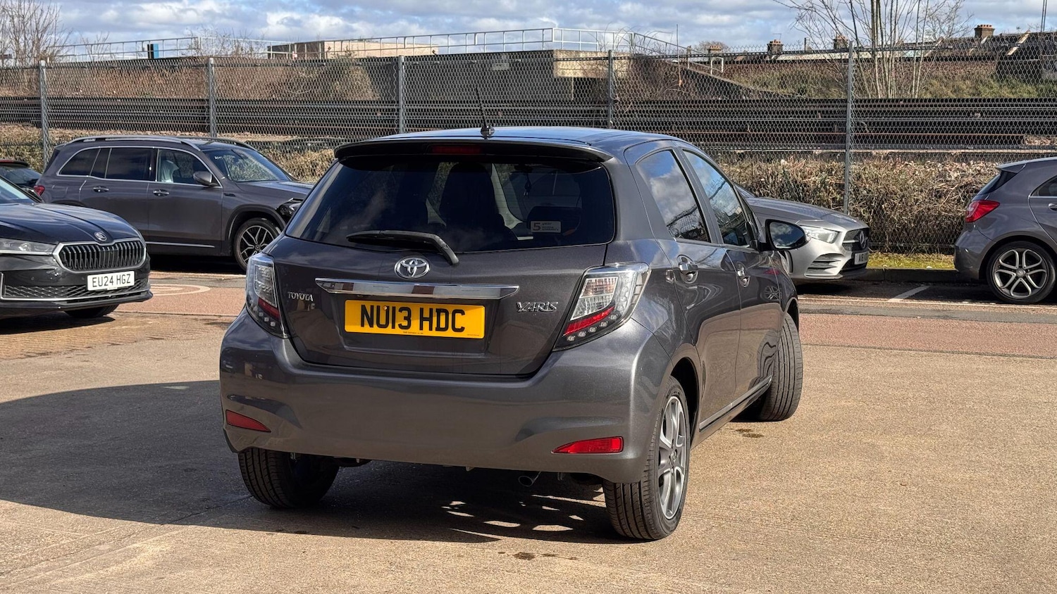 Used Toyota Yaris for sale - 77658565: Photo 8