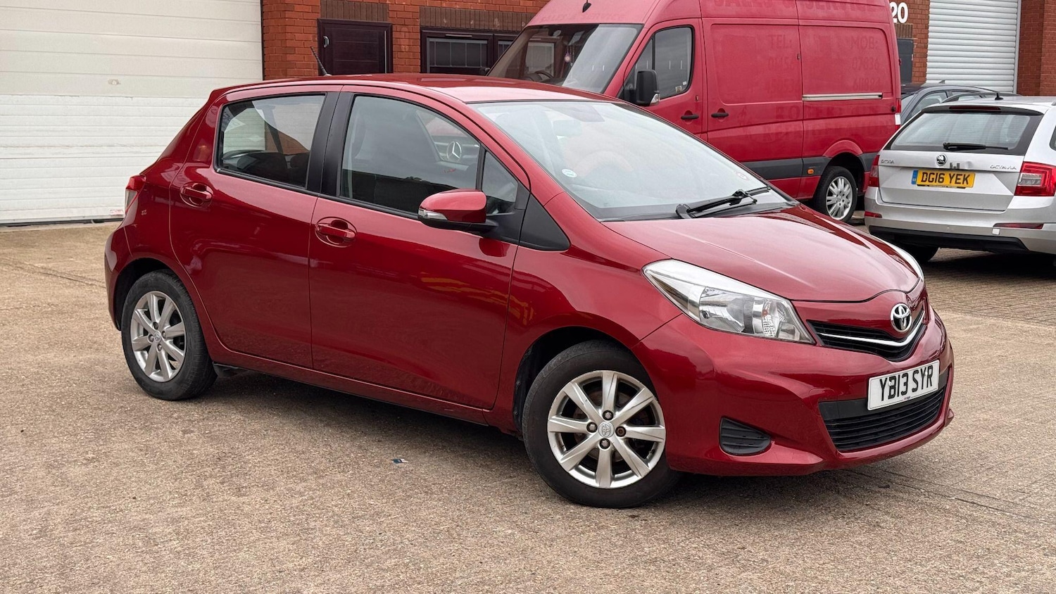 Used Toyota Yaris for sale - 77597830: Photo 6
