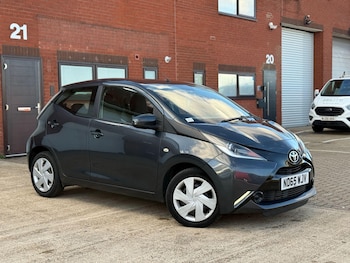 Used Toyota AYGO 2016 for sale - 76457422: Photo