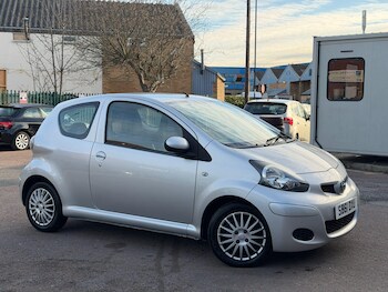 Used Toyota AYGO 2011 for sale - 78033948: Photo