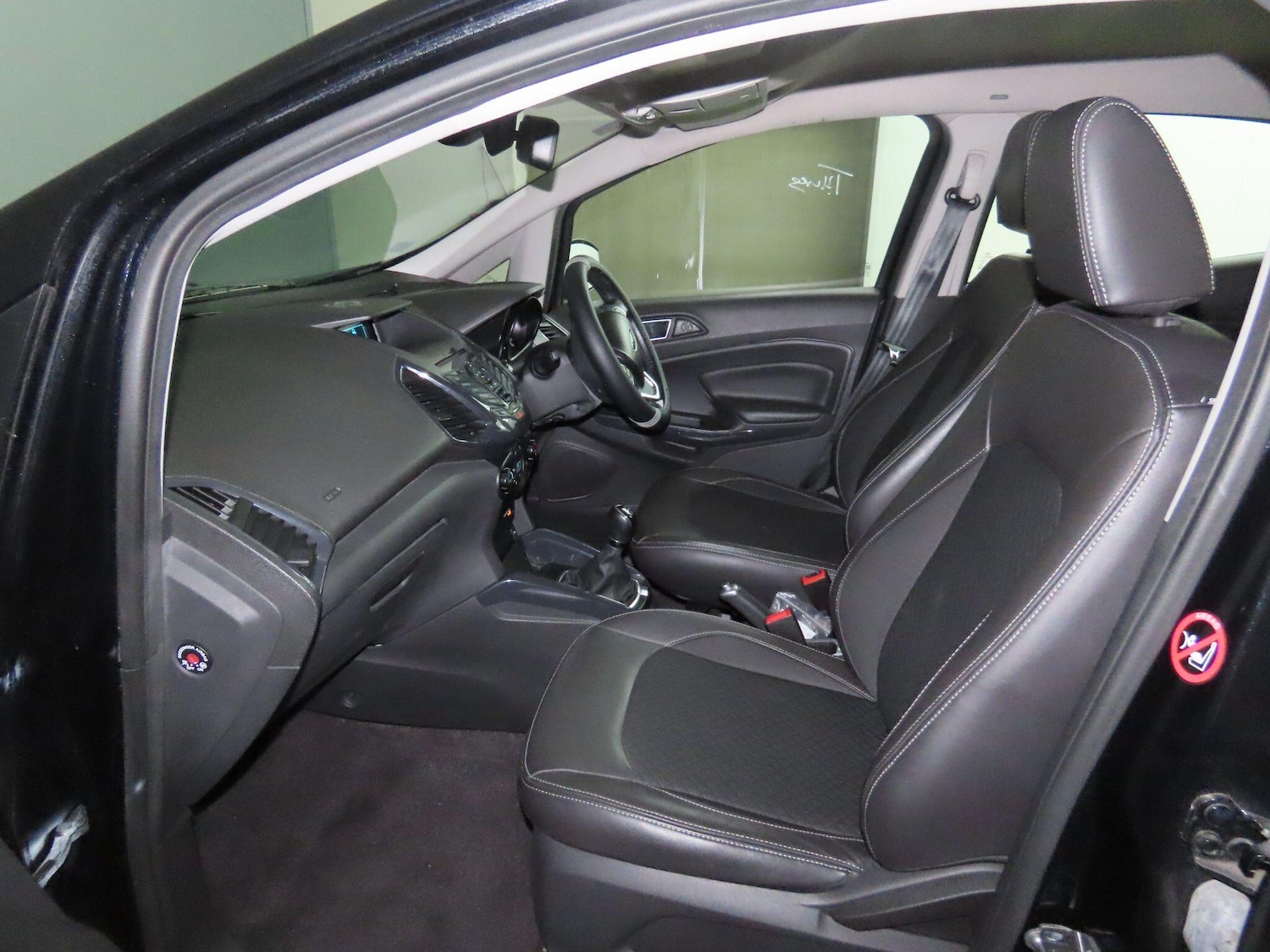 Used Ford Ecosport for sale - 78185049: Photo 9