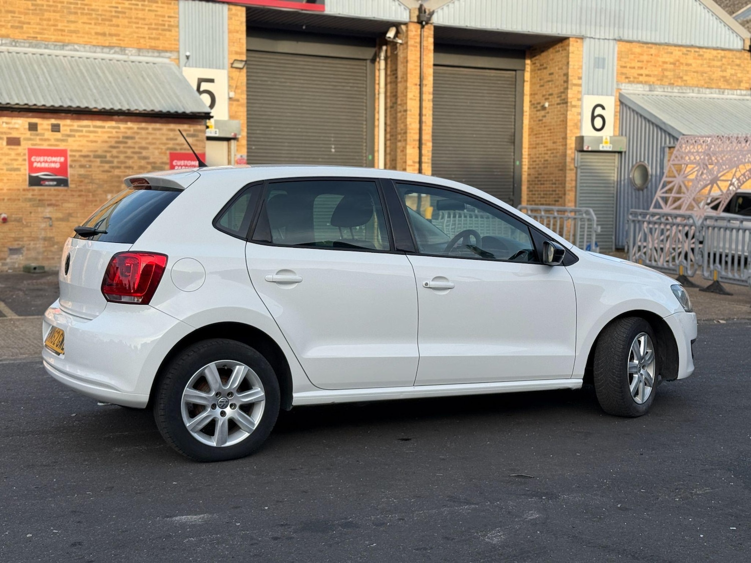 Vehicle 7
