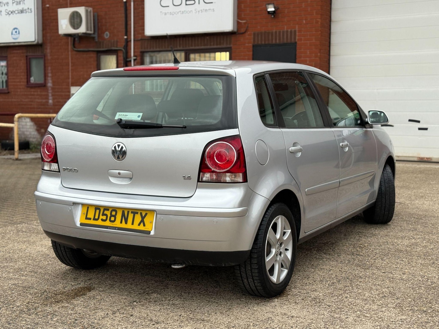 Used Volkswagen Polo 2008 for sale - 76283150: Photo 12
