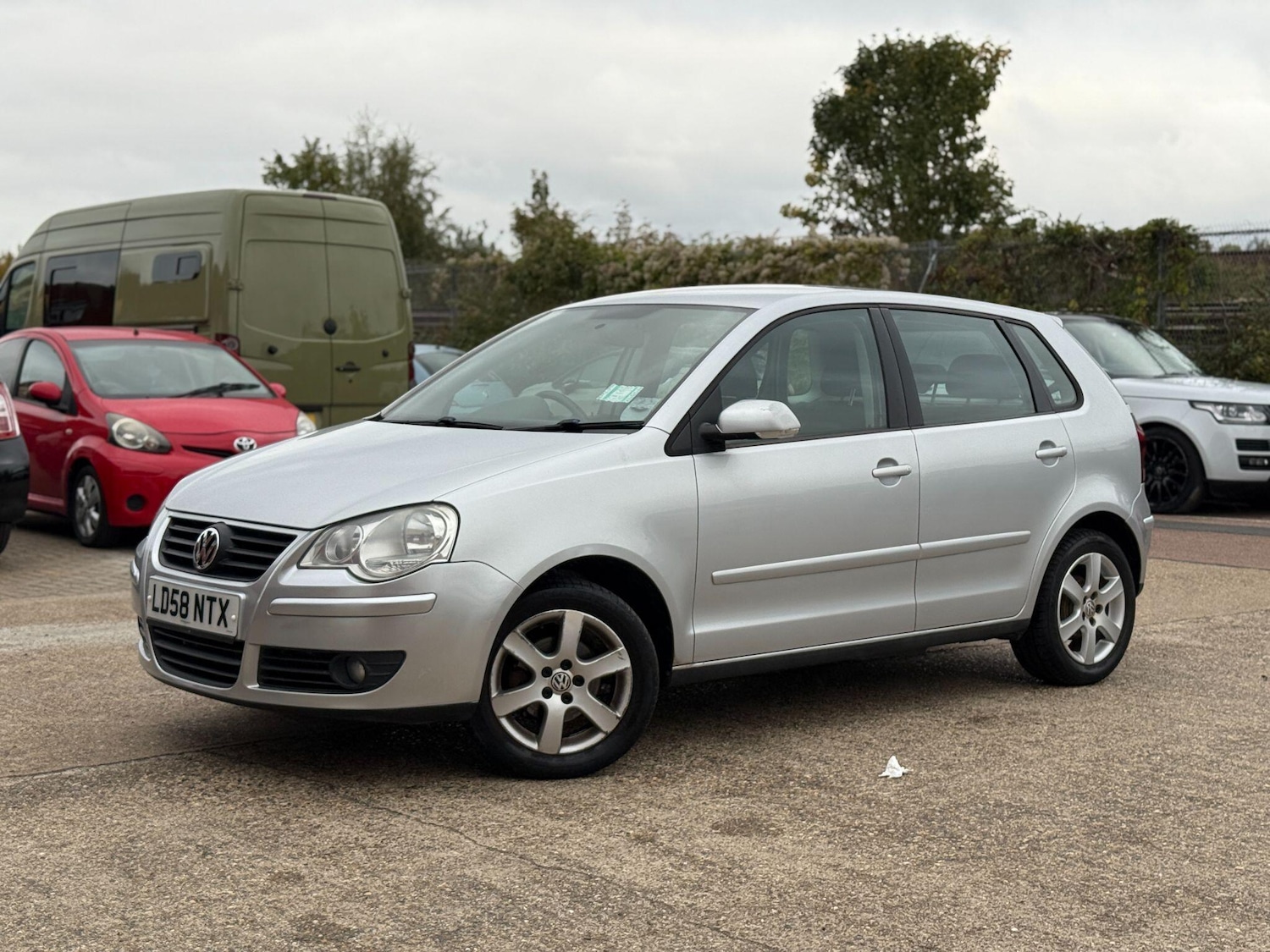Used Volkswagen Polo 2008 for sale - 76283150: Photo 19