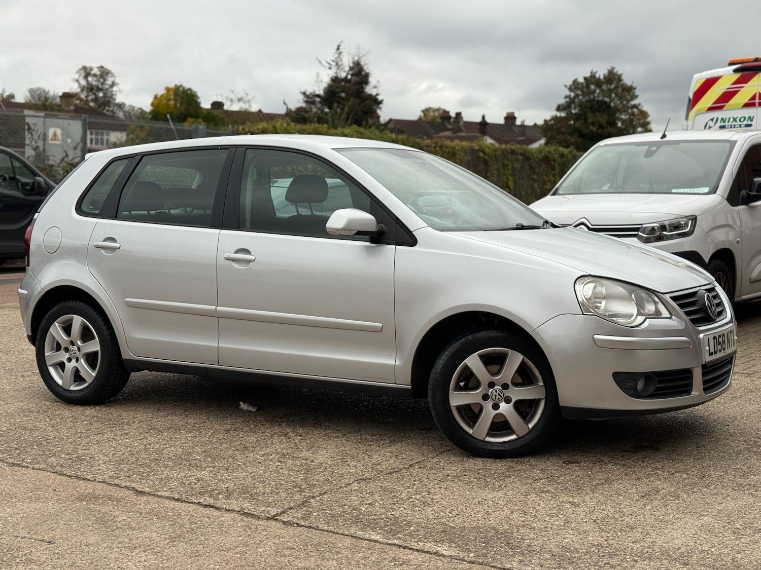 Used Volkswagen Polo 2008 for sale - 76283150: Photo 5