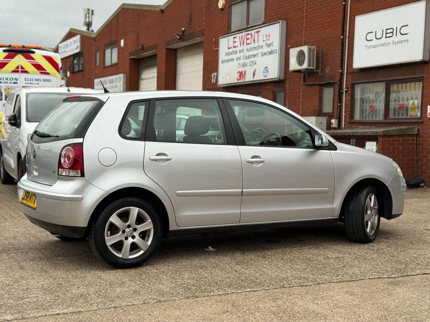 Used Volkswagen Polo 2008 for sale - 76283150: Photo 9