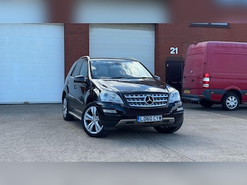 Used Mercedes-Benz M Class 2010 for sale - 79106586: Photo