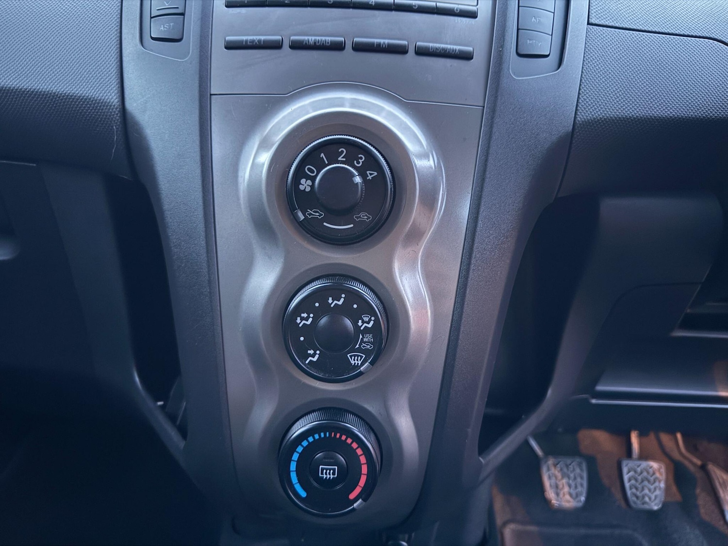 Used Toyota Yaris for sale - 76473148: Photo 29