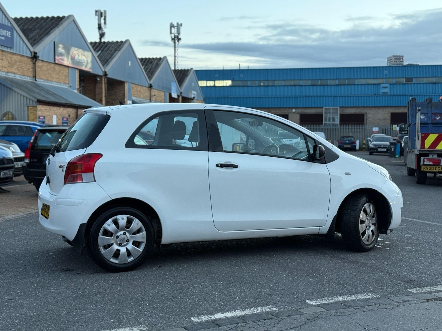 Used Toyota Yaris for sale - 76473148: Photo 8