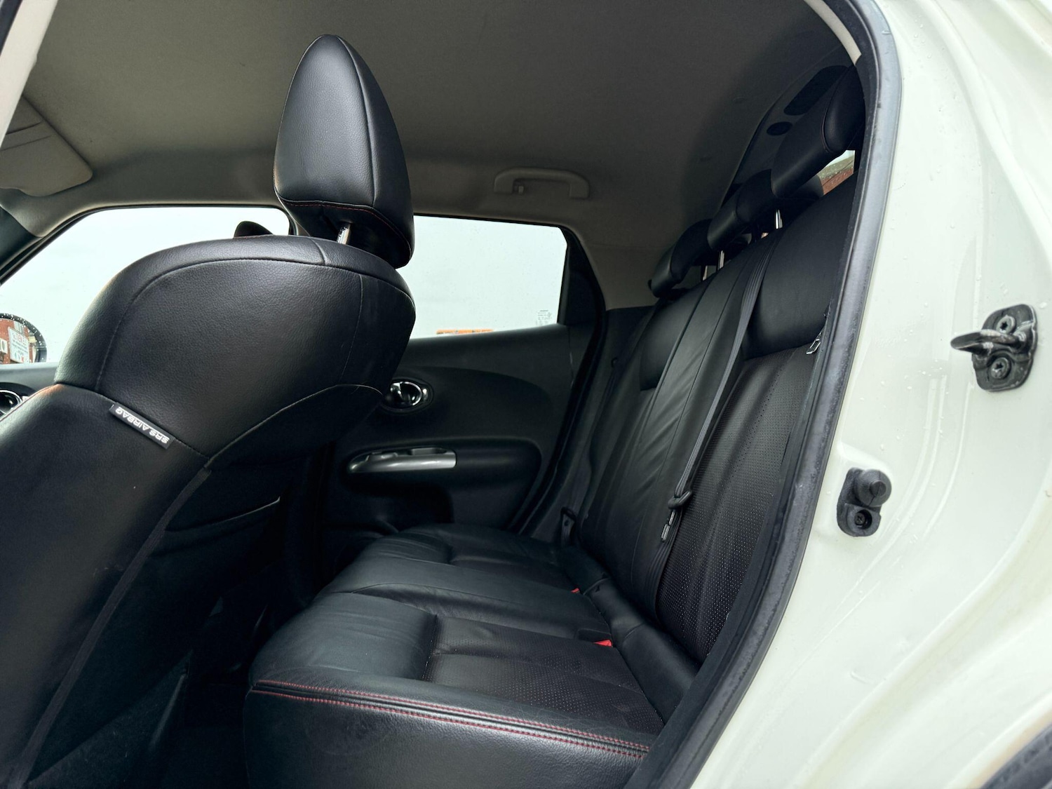 Used Nissan Juke 2011 for sale - 76381141: Photo 25