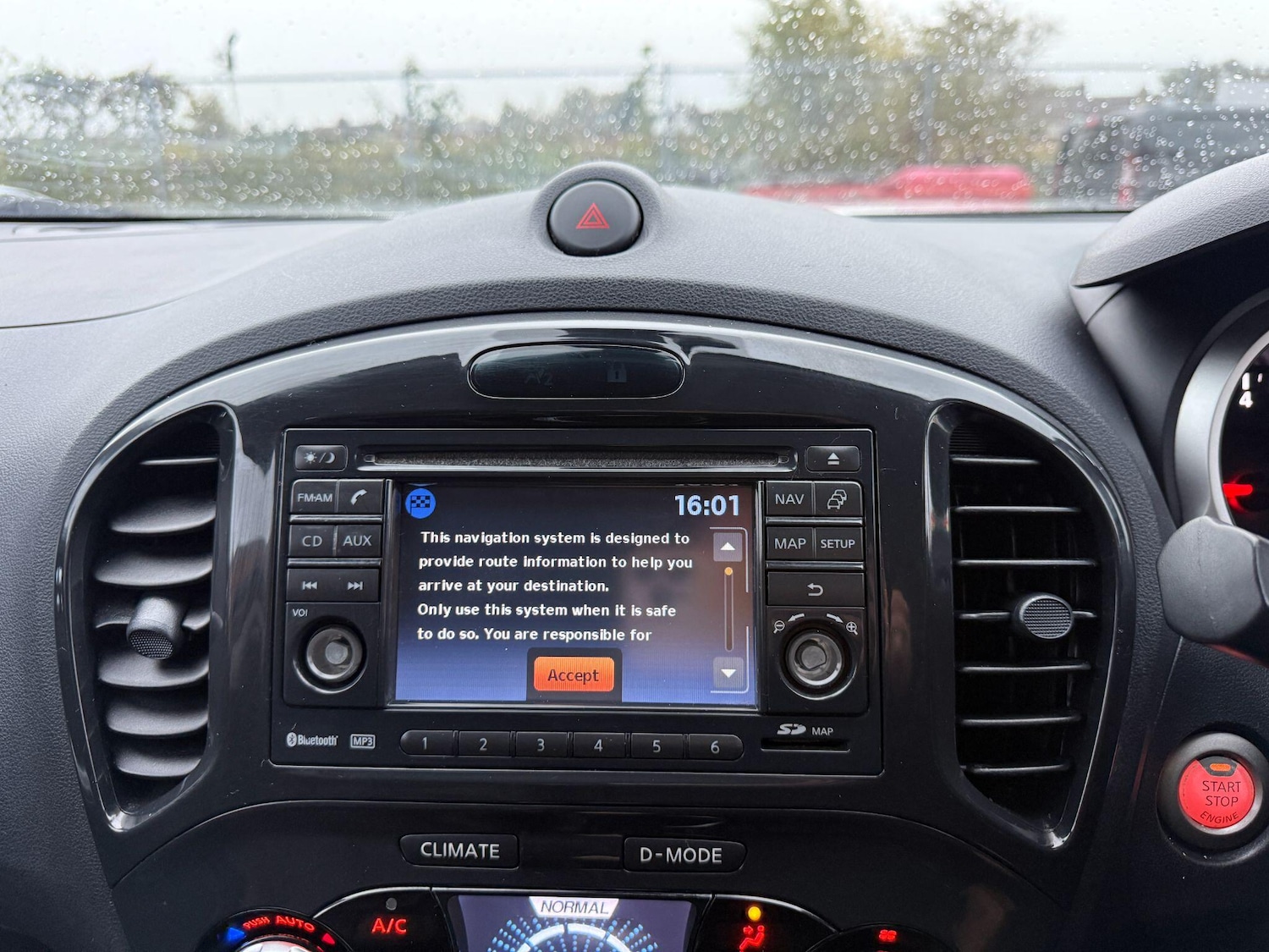 Used Nissan Juke 2011 for sale - 76381141: Photo 27