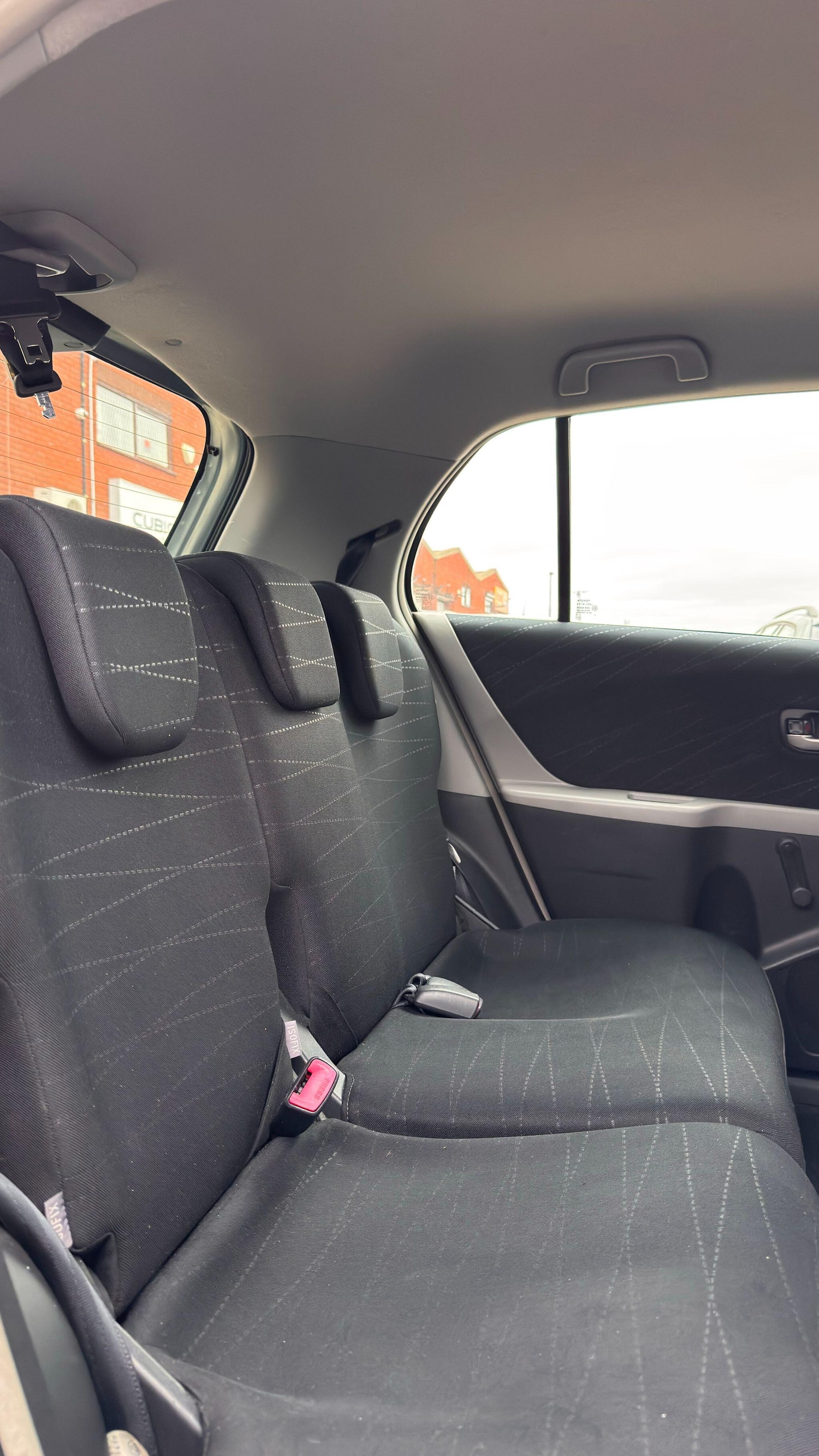 Used Toyota Yaris for sale - 77684366: Photo 17