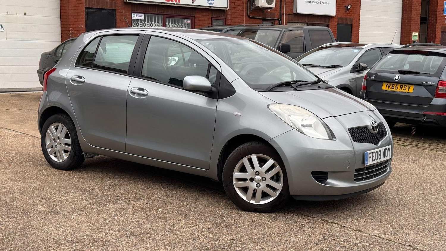 Used Toyota Yaris for sale - 77684366: Photo 5