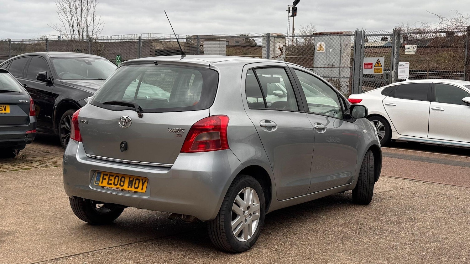 Used Toyota Yaris for sale - 77684366: Photo 6