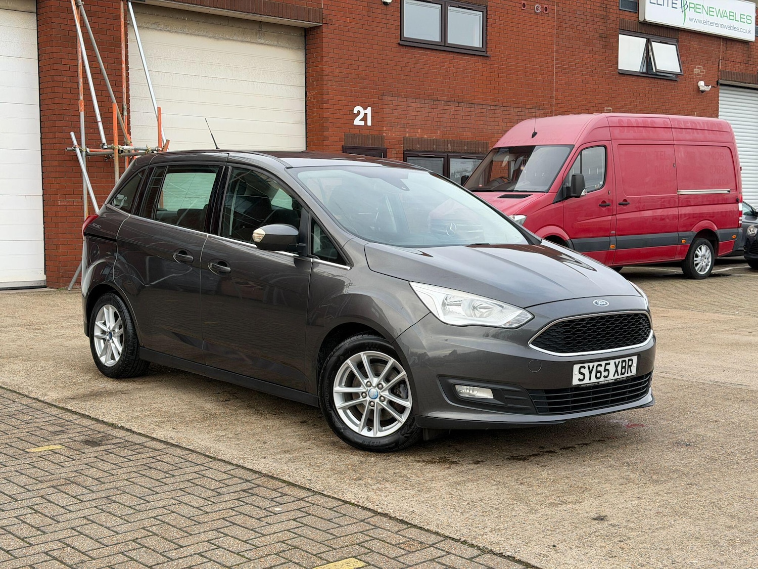 Used Ford Grand C-Max 2015 for sale - 76850466: Photo 1