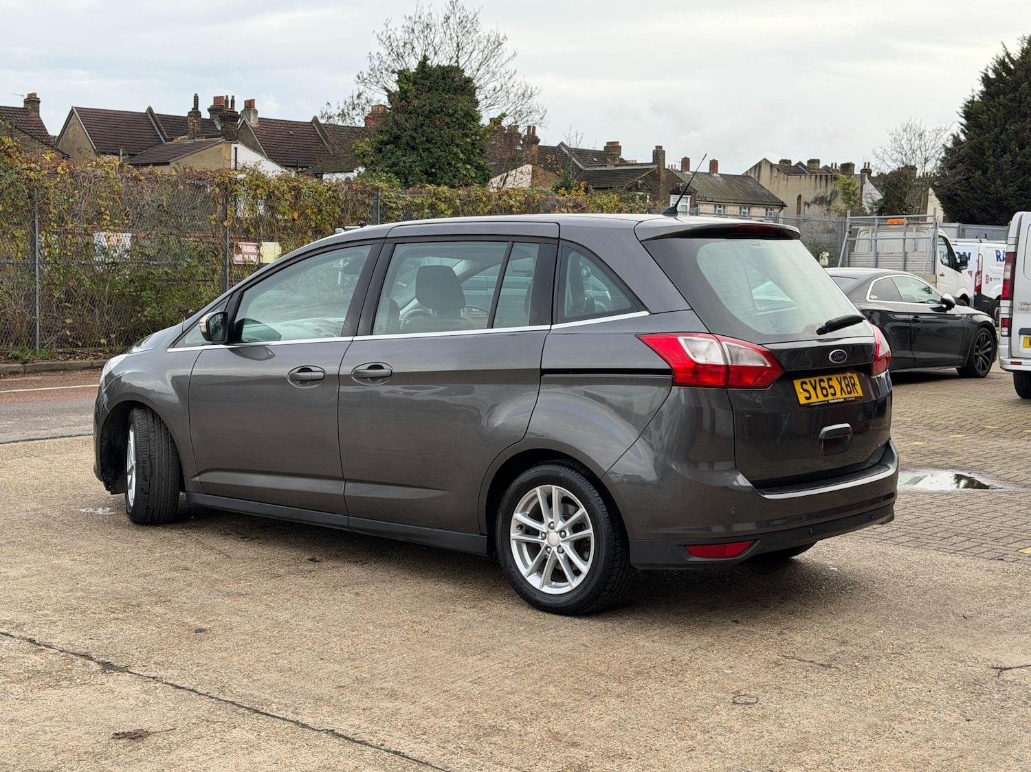 Used Ford Grand C-Max 2015 for sale - 76850466: Photo 18