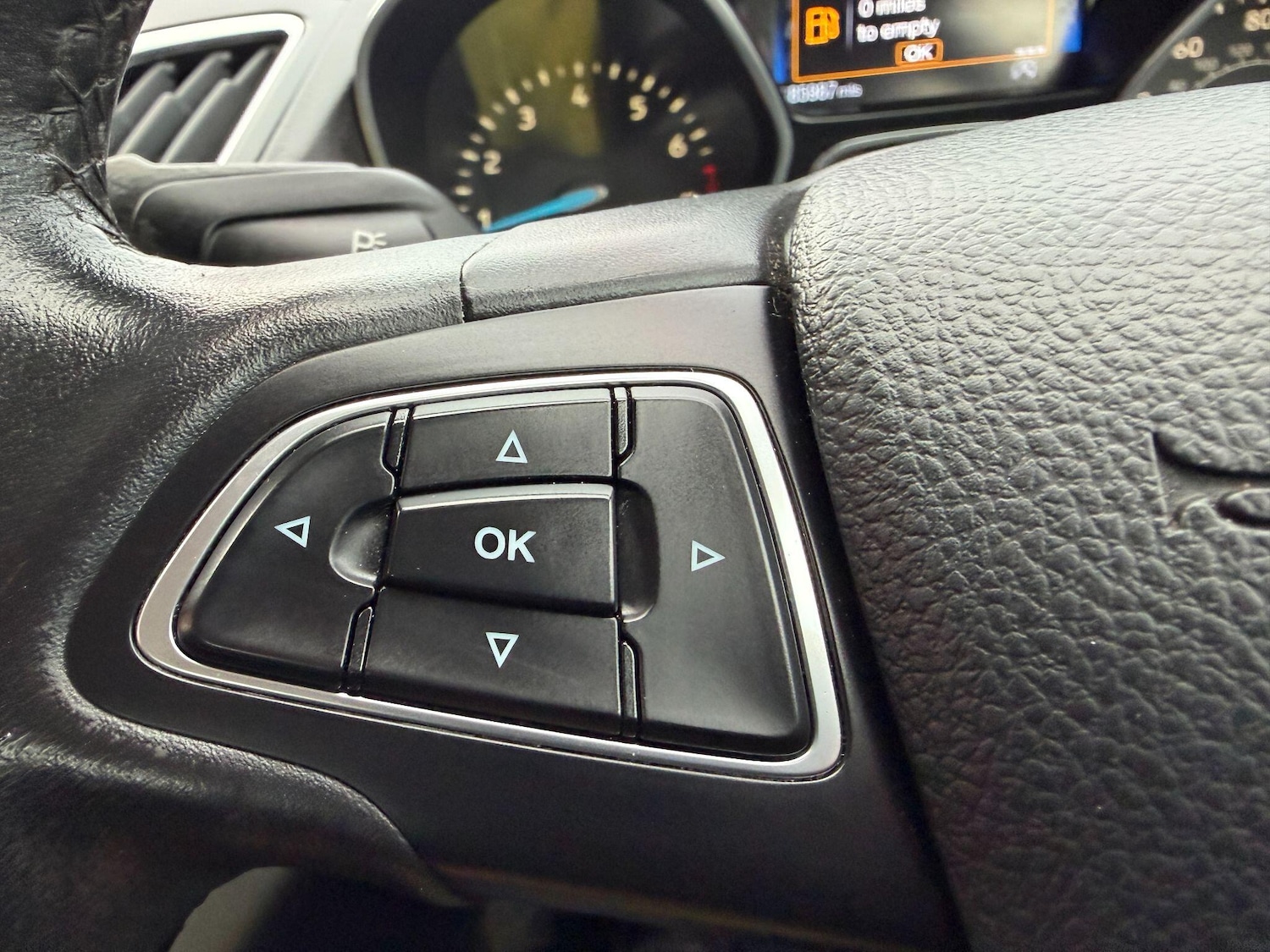 Used Ford Grand C-Max 2015 for sale - 76850466: Photo 24