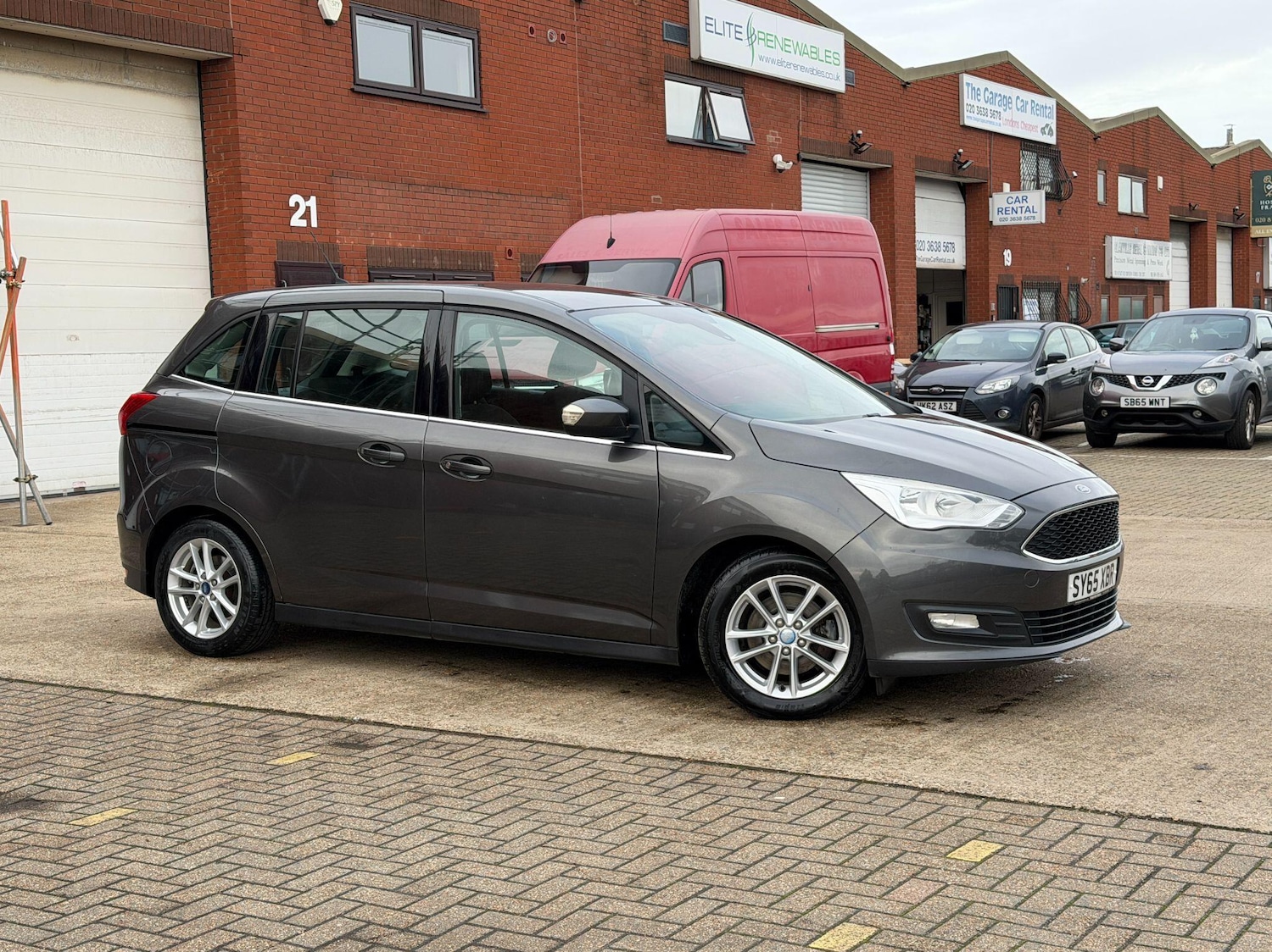 Used Ford Grand C-Max 2015 for sale - 76850466: Photo 5