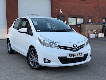 Used Toyota Yaris 2014 for sale - 77958019: Photo