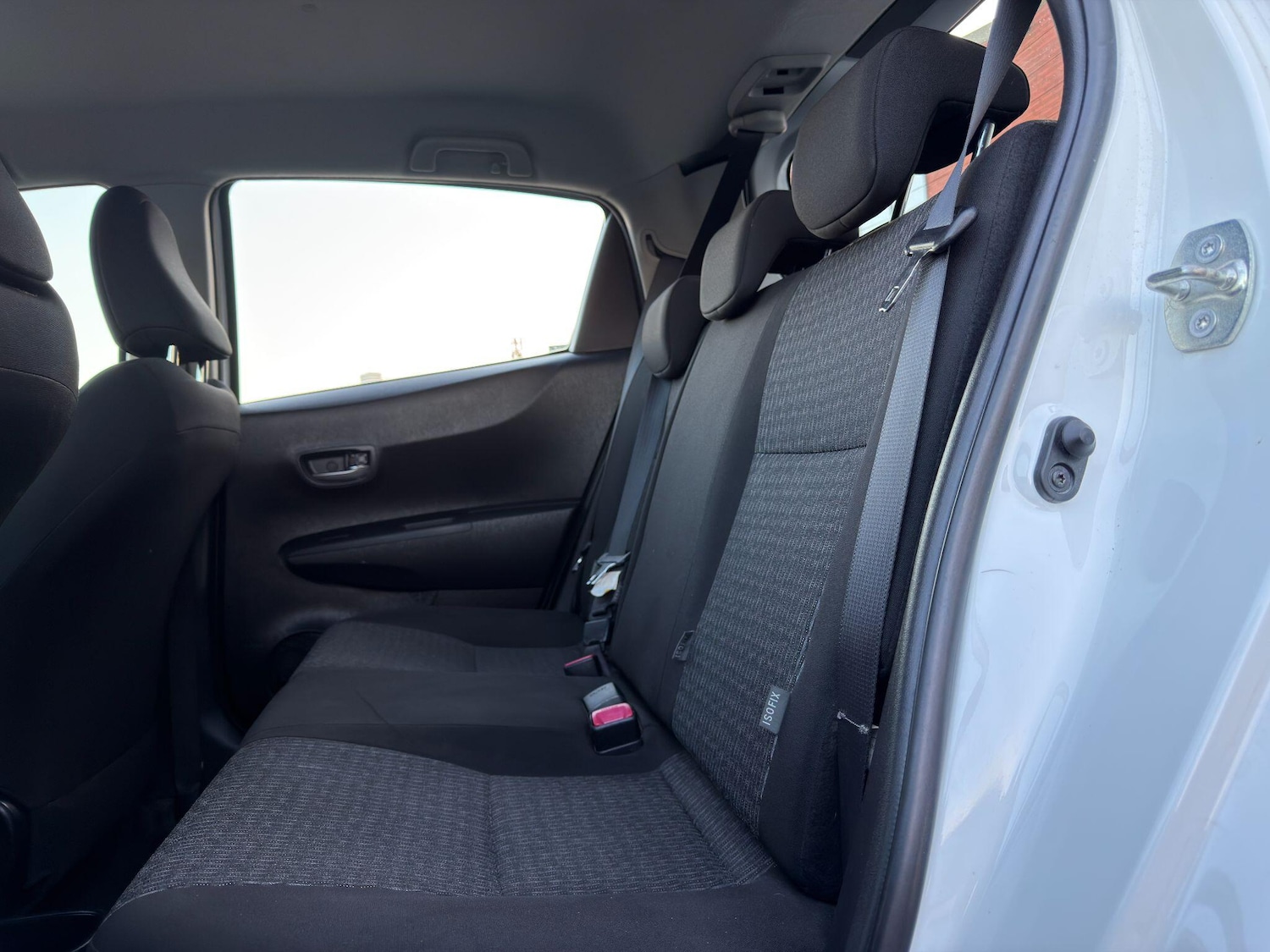 Used Toyota Yaris for sale - 77958019: Photo 21