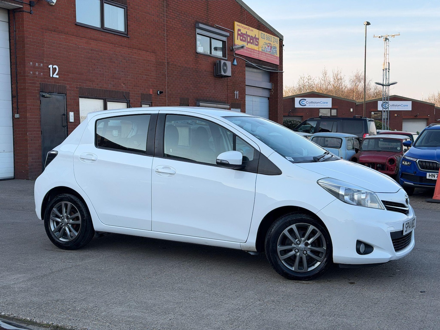 Used Toyota Yaris for sale - 77958019: Photo 5