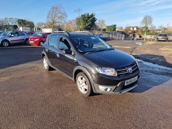 Used Dacia Sandero Stepway 2016 for sale - 78391167: Photo