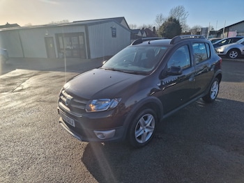 Used Dacia Sandero Stepway 2016 for sale - 78391167: Photo