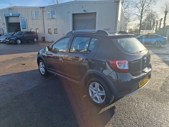 Used Dacia Sandero Stepway 2016 for sale - 78391167: Photo