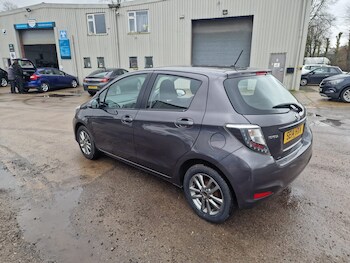 Used Toyota Yaris 2013 for sale - 78390568: Photo