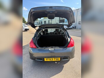 Used Peugeot 308 2013 for sale - 78389558: Photo