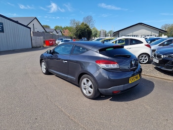 Used Renault Megane 2010 for sale - 78408677: Photo