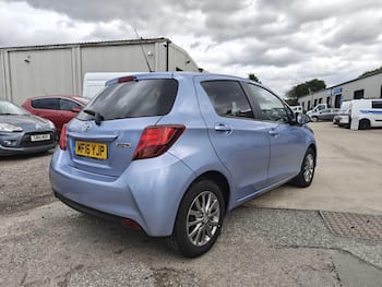 Used Toyota Yaris 2016 for sale - 79788187: Photo