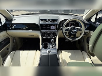 Used Bentley Bentayga 2020 for sale - 78987353: Photo