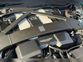 Used Aston Martin Vanquish 2025 for sale - 78797692: Photo