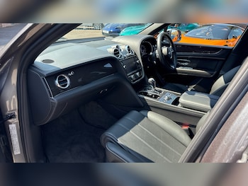 Used Bentley Bentayga 2020 for sale - 79439434: Photo