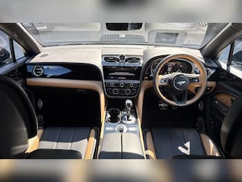 Used Bentley Bentayga 2023 for sale - 79531313: Photo