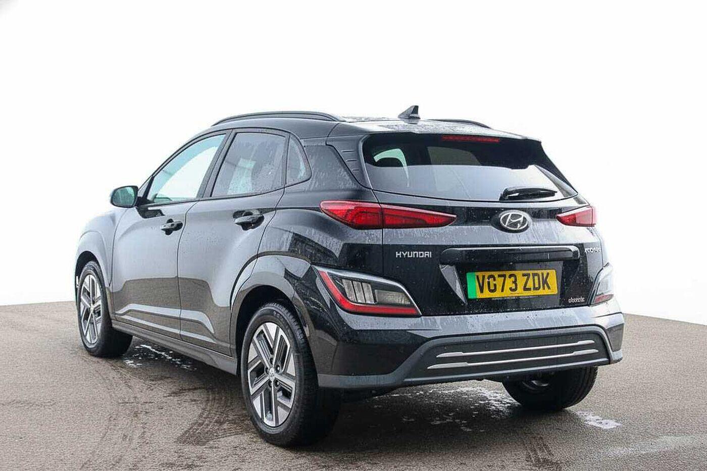 Used Hyundai KONA 2023 for sale - 77612031: Photo 2