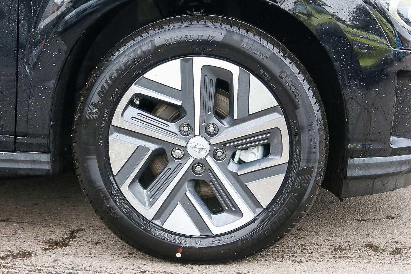 Used Hyundai KONA 2023 for sale - 77612031: Photo 4