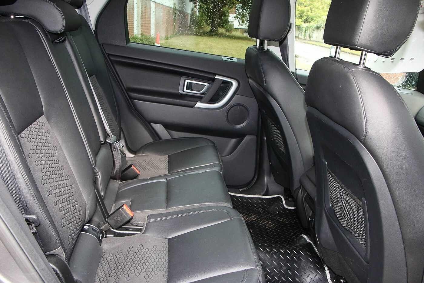 Used Land Rover Discovery Sport 2016 for sale - 76634091: Photo 17