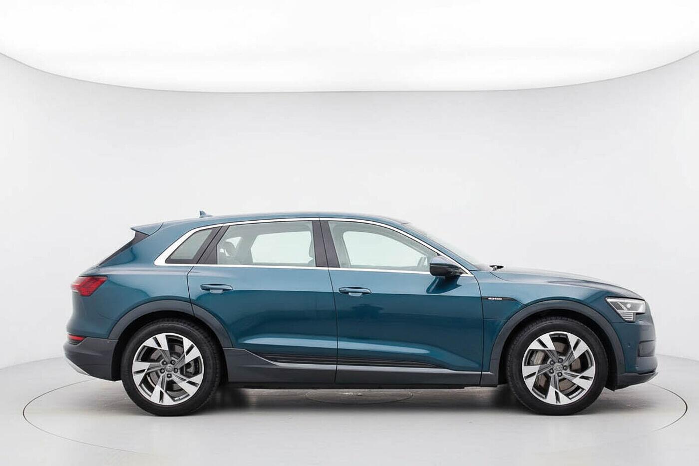 Used Audi e-tron for sale - 76608535: Photo 2