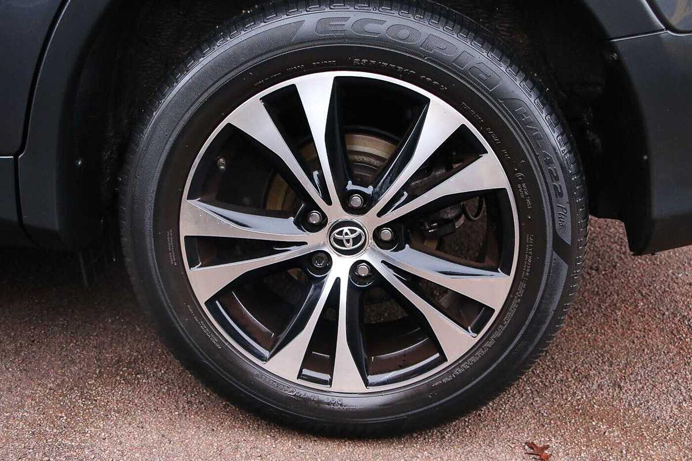 Used Toyota RAV4 2015 for sale - 77290733: Photo 5